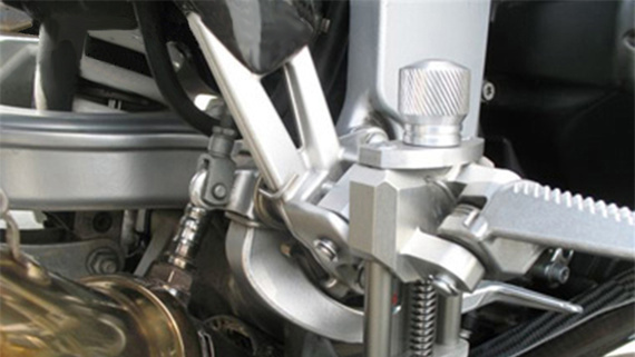 Repose-pieds de moto