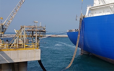 Alimentation en courant quai d'unités flottantes de stockage FSU/FSRU