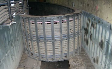 Chaîne porte-câbles à double rayon de courbure dans l'exploitation minière à ciel ouvert
