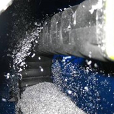 KMA protégeant les câbles des copeaux dans une machine-outil