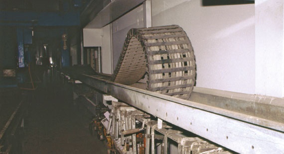 Energy chain from igus in use