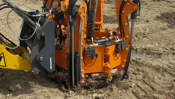 Root ball transplanter