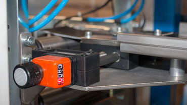 Machine de mise en place d'absorbants LAD