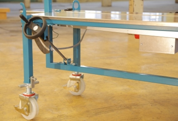 Mitre angle via igus lead screw drive