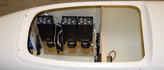 xiros® fixed flange ball bearings in model aircraft