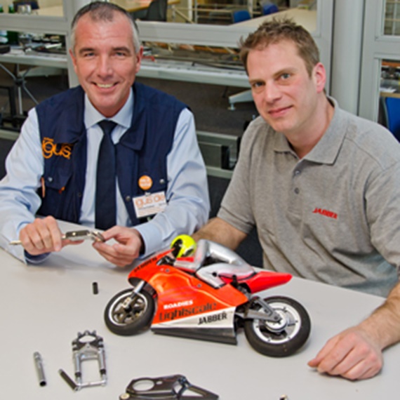 Utilisation d'iglidur dans les modèles réduits