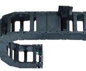 Chaîne porte-câbles système E4/0