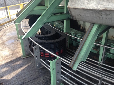 Photo d'un engin de reprise au stock