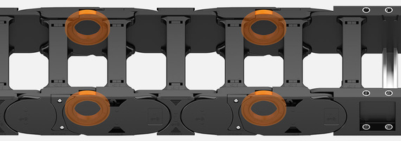 E4.1 rolling with roller chain links