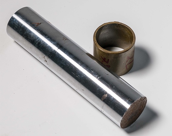 iglidur® Z sur un arbre en CF53 chromé dur