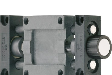 Petite table linéaire à entraînement à vis