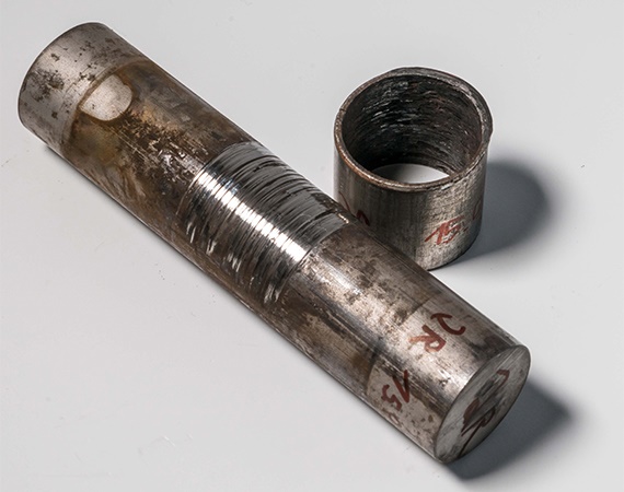 Palier métallique roulé sur un arbre CF52