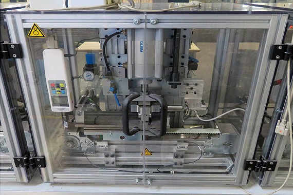 Banc d'essais 5:1 avec mouvement linéaire