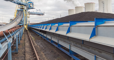 Assistance d'un spécialiste chaînes porte-câbles